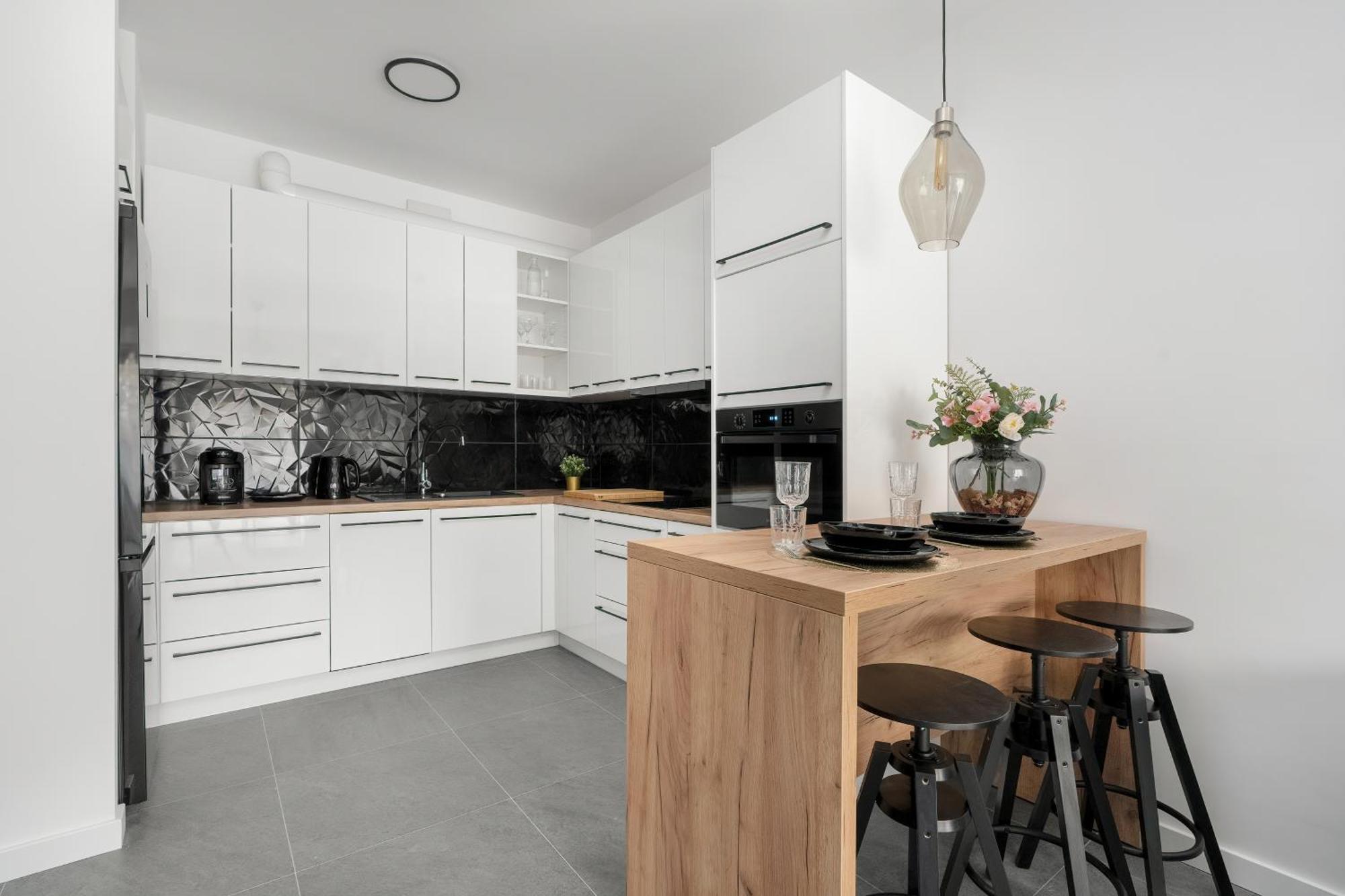 City Center Apartments With Gym & Free Garage Poznan By Noclegi Renters Kültér fotó