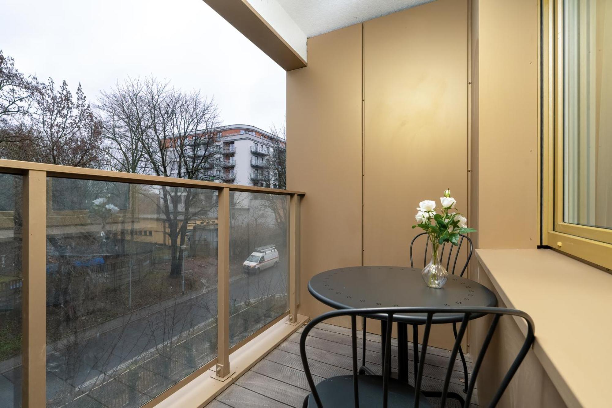 City Center Apartments With Gym & Free Garage Poznan By Noclegi Renters Kültér fotó